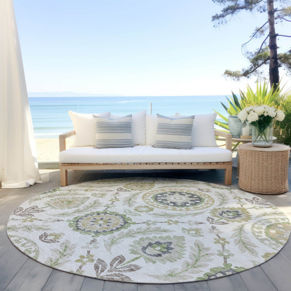 Homeroots 3' Floral Washable Area Rug In Artichoke Green And Blue - Perfect For Indoor And Outdoor Spaces 8' Round Polyester 584910