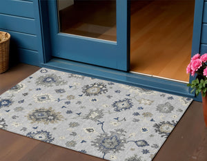 Homeroots 3' Artichoke Green Floral Washable Area Rug – Perfect For Indoor Or Outdoor Spaces, Durable & Stylish 3' X 5' Polyester 585022