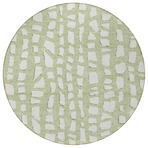 Homeroots 3' Artichoke Green And Ivory Abstract Washable Indoor Outdoor Area Rug For Stylish Spaces 8' Round Polyester 585042