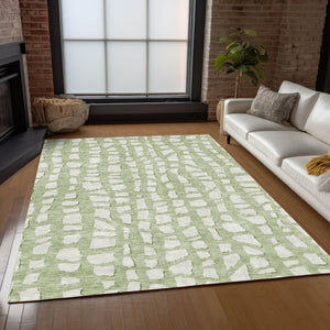 Homeroots 3' Artichoke Green And Ivory Abstract Washable Indoor Outdoor Area Rug For Stylish Spaces 8' X 10' Polyester 585043