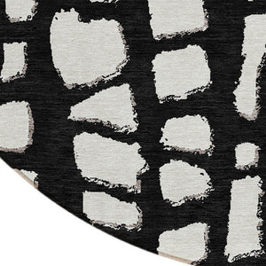 Homeroots 3' Artichoke Green And Ivory Abstract Washable Indoor Outdoor Area Rug For Stylish Spaces 8' Round Polyester 585054