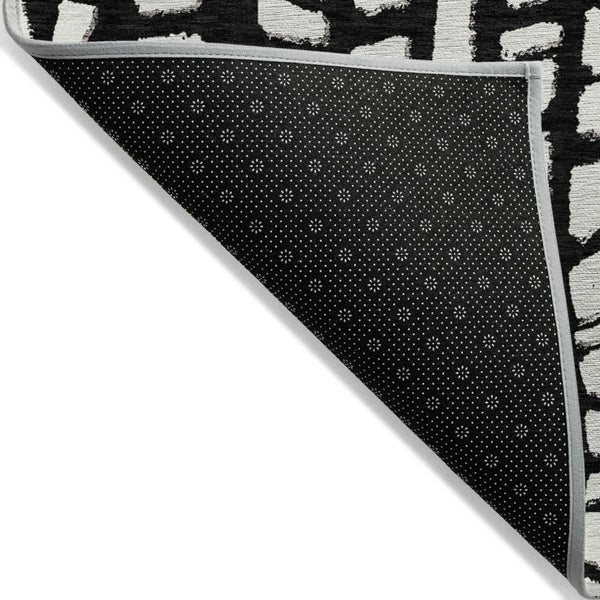 HomeRoots 9' Black and Ivory Abstract Area Rug - Stylish, Washable, Durable for Indoor and Outdoor Use 9' X 12' 585056