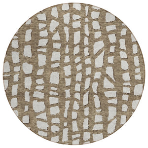 HomeRoots 5' Washable Brown and Ivory Abstract Area Rug - Durable Indoor-Outdoor Rug for High-Traffic Spaces 8' Round 585060