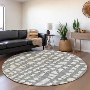 Homeroots 3' Artichoke Green And Ivory Abstract Washable Indoor Outdoor Area Rug For Stylish Spaces 8' Round Polyester 585066