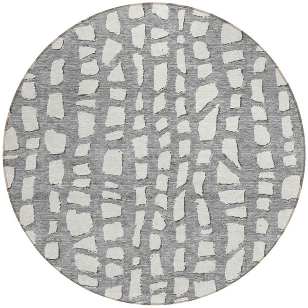 Homeroots 3' Artichoke Green And Ivory Abstract Washable Indoor Outdoor Area Rug For Stylish Spaces 8' Round Polyester 585066