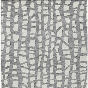 Homeroots 3' Artichoke Green And Ivory Abstract Washable Indoor Outdoor Area Rug For Stylish Spaces 10' X 14' Polyester 585069