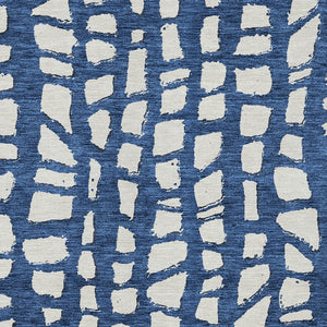 Homeroots 3' Artichoke Green And Ivory Abstract Washable Indoor Outdoor Area Rug For Stylish Spaces 3' X 5' Polyester 585076