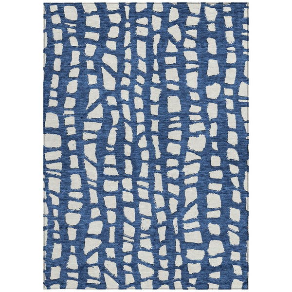 Homeroots 3' Artichoke Green And Ivory Abstract Washable Indoor Outdoor Area Rug For Stylish Spaces 5' X 8' Polyester 585077