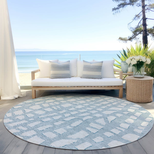 Homeroots 3' Artichoke Green And Ivory Abstract Washable Indoor Outdoor Area Rug For Stylish Spaces 8' Round Polyester 585090