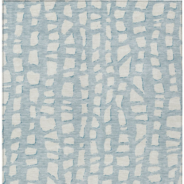 Homeroots 3' Artichoke Green And Ivory Abstract Washable Indoor Outdoor Area Rug For Stylish Spaces 8' X 10' Polyester 585091