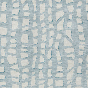 Homeroots 3' Artichoke Green And Ivory Abstract Washable Indoor Outdoor Area Rug For Stylish Spaces 8' X 10' Polyester 585091