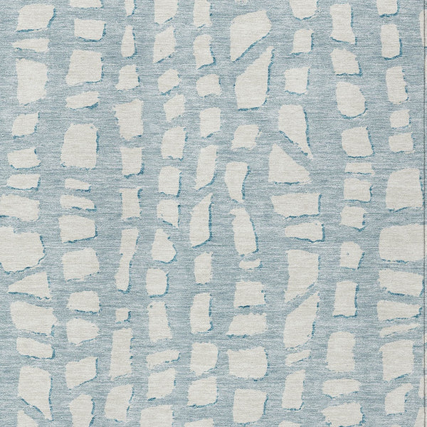 Homeroots 3' Artichoke Green And Ivory Abstract Washable Indoor Outdoor Area Rug For Stylish Spaces 10' X 14' Polyester 585093