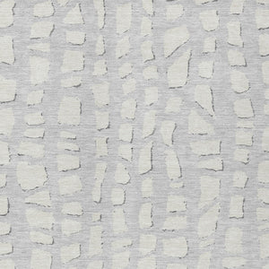 Homeroots 3' Artichoke Green And Ivory Abstract Washable Indoor Outdoor Area Rug For Stylish Spaces 5' X 8' Polyester 585101