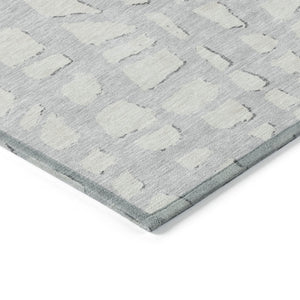 Homeroots 3' Artichoke Green And Ivory Abstract Washable Indoor Outdoor Area Rug For Stylish Spaces 8' Round Polyester 585102