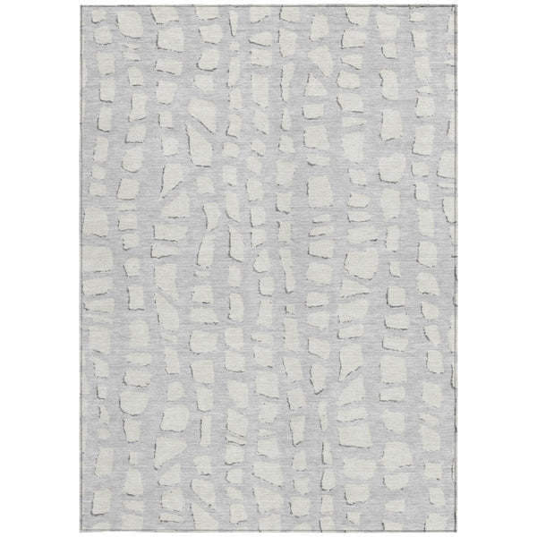 Homeroots 3' Artichoke Green And Ivory Abstract Washable Indoor Outdoor Area Rug For Stylish Spaces 10' X 14' Polyester 585105
