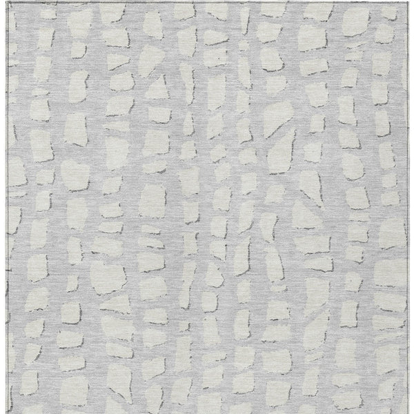 Homeroots 3' Artichoke Green And Ivory Abstract Washable Indoor Outdoor Area Rug For Stylish Spaces 10' X 14' Polyester 585105