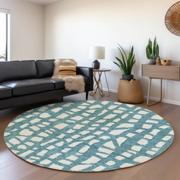 Homeroots 3' Artichoke Green And Ivory Abstract Washable Indoor Outdoor Area Rug For Stylish Spaces 8' Round Polyester 585108