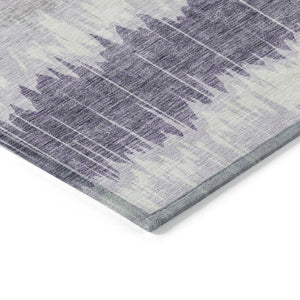 Homeroots 3' Artichoke Green And Ivory Striped Washable Area Rug - Perfect For Indoor And Outdoor Spaces! 8' Round Polyester 585150