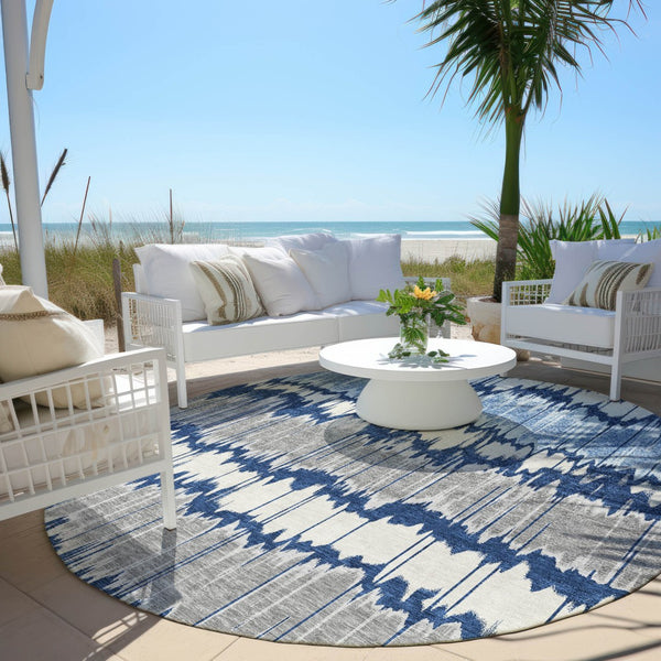 Homeroots 3' Artichoke Green And Ivory Striped Washable Area Rug - Perfect For Indoor And Outdoor Spaces! 8' Round Polyester 585156