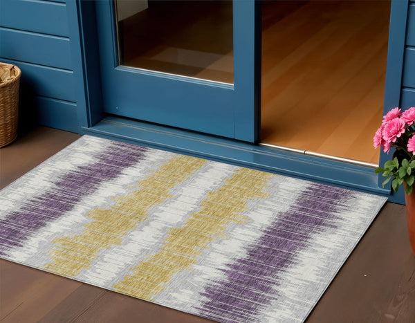 Homeroots 3' Artichoke Green And Ivory Striped Washable Area Rug - Perfect For Indoor And Outdoor Spaces! 3' X 5' Polyester 585160