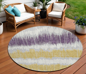 Homeroots 3' Artichoke Green And Ivory Striped Washable Area Rug - Perfect For Indoor And Outdoor Spaces! 8' Round Polyester 585162