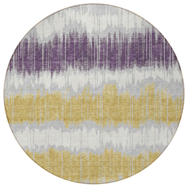 Homeroots 3' Artichoke Green And Ivory Striped Washable Area Rug - Perfect For Indoor And Outdoor Spaces! 8' Round Polyester 585162