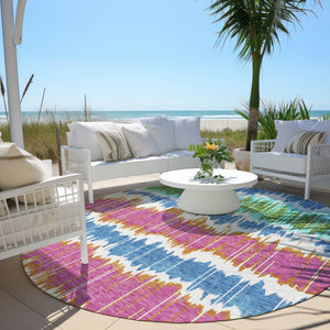 Homeroots 3' Artichoke Green And Ivory Striped Washable Area Rug - Perfect For Indoor And Outdoor Spaces! 8' Round Polyester 585180
