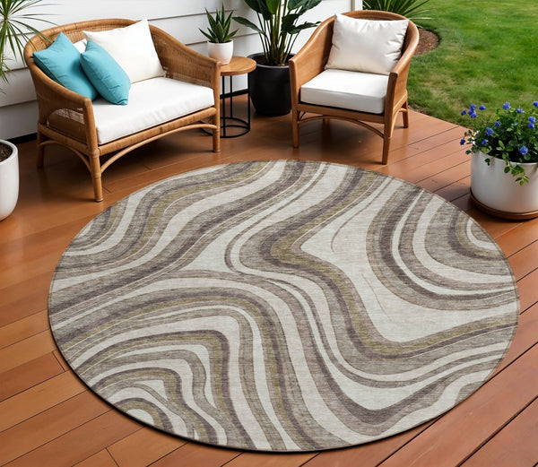 Homeroots 3' Artichoke Green And Ivory Abstract Washable Area Rug For Indoor And Outdoor Spaces, Durable Design 8' Round Polyester 585198