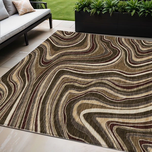 Homeroots 3' Artichoke Green And Ivory Abstract Washable Area Rug For Indoor And Outdoor Spaces, Durable Design 5' X 8' Polyester 585209