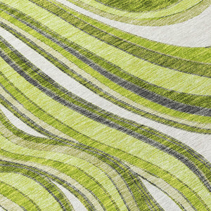 Homeroots 3' Artichoke Green And Ivory Abstract Washable Area Rug For Indoor And Outdoor Spaces, Durable Design 8' Round Polyester 585228