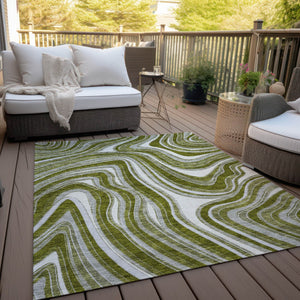 Homeroots 3' Artichoke Green And Ivory Abstract Washable Area Rug For Indoor And Outdoor Spaces, Durable Design 9' X 12' Polyester 585242
