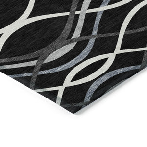 Homeroots 3' Black Gray Ivory Abstract Indoor Outdoor Area Rug - Stylish, Washable, And Durable For Any Space 8' Round Polyester 585252