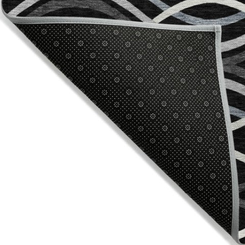 Homeroots 3' Black Gray Ivory Abstract Indoor Outdoor Area Rug - Stylish, Washable, And Durable For Any Space 8' X 10' Polyester 585253