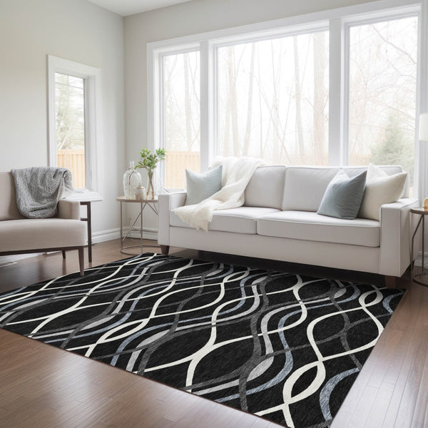 Homeroots 3' Black Gray Ivory Abstract Indoor Outdoor Area Rug - Stylish, Washable, And Durable For Any Space 8' X 10' Polyester 585253
