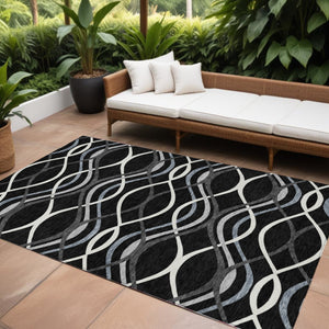 Homeroots 3' Black Gray Ivory Abstract Indoor Outdoor Area Rug - Stylish, Washable, And Durable For Any Space 9' X 12' Polyester 585254