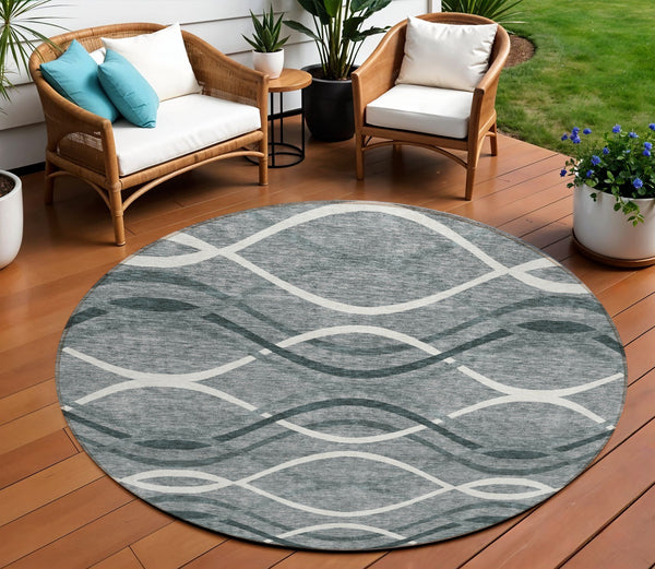 Homeroots 3' Black Gray Ivory Abstract Indoor Outdoor Area Rug - Stylish, Washable, And Durable For Any Space 8' Round Polyester 585258