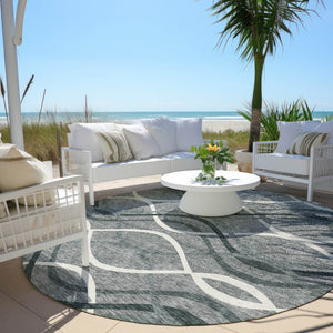 Homeroots 3' Black Gray Ivory Abstract Indoor Outdoor Area Rug - Stylish, Washable, And Durable For Any Space 8' Round Polyester 585258