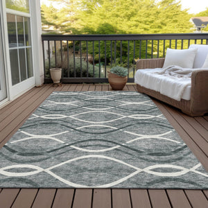 Homeroots 3' Black Gray Ivory Abstract Indoor Outdoor Area Rug - Stylish, Washable, And Durable For Any Space 10' X 14' Polyester 585261