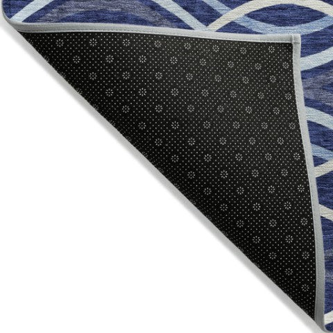 Homeroots 3' Black Gray Ivory Abstract Indoor Outdoor Area Rug - Stylish, Washable, And Durable For Any Space 3' X 5' Polyester 585268