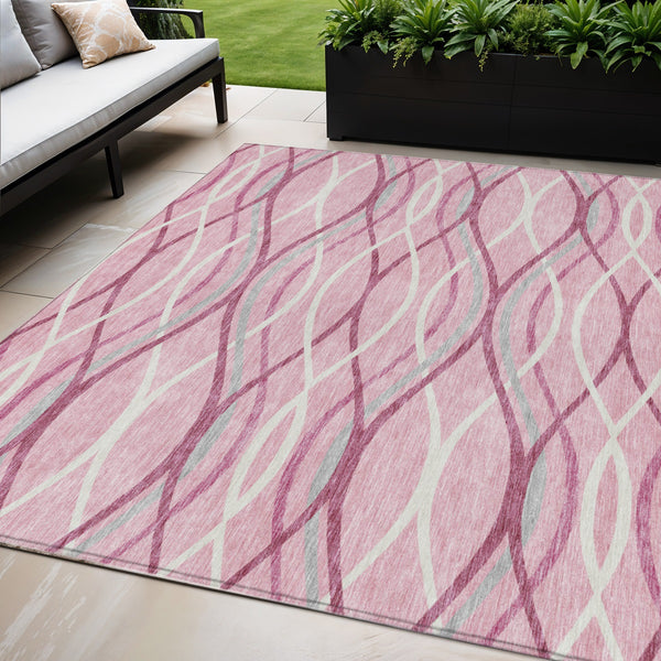 Homeroots 3' Black Gray Ivory Abstract Indoor Outdoor Area Rug - Stylish, Washable, And Durable For Any Space 5' X 8' Polyester 585293