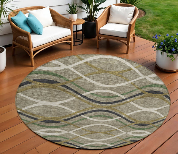 Homeroots 3' Black Gray Ivory Abstract Indoor Outdoor Area Rug - Stylish, Washable, And Durable For Any Space 8' Round Polyester 585312