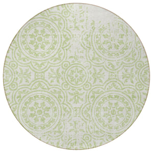 Homeroots 3' Artichoke Green Medallion Rug – Stylish, Washable, Indoor/Outdoor Comfort For Any Space 8' Round Polyester 585324
