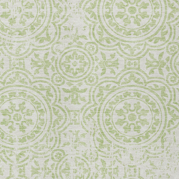Homeroots 3' Artichoke Green Medallion Rug – Stylish, Washable, Indoor/Outdoor Comfort For Any Space 8' X 10' Polyester 585325