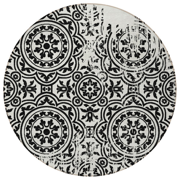 Homeroots 3' Artichoke Green Medallion Rug – Stylish, Washable, Indoor/Outdoor Comfort For Any Space 8' Round Polyester 585330