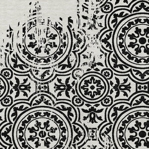 Homeroots 3' Artichoke Green Medallion Rug – Stylish, Washable, Indoor/Outdoor Comfort For Any Space 8' X 10' Polyester 585331