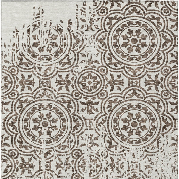 Homeroots 3' Artichoke Green Medallion Rug – Stylish, Washable, Indoor/Outdoor Comfort For Any Space 3' X 5' Polyester 585334