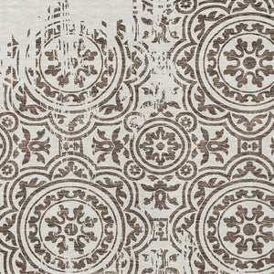 Homeroots 3' Artichoke Green Medallion Rug – Stylish, Washable, Indoor/Outdoor Comfort For Any Space 5' X 8' Polyester 585335