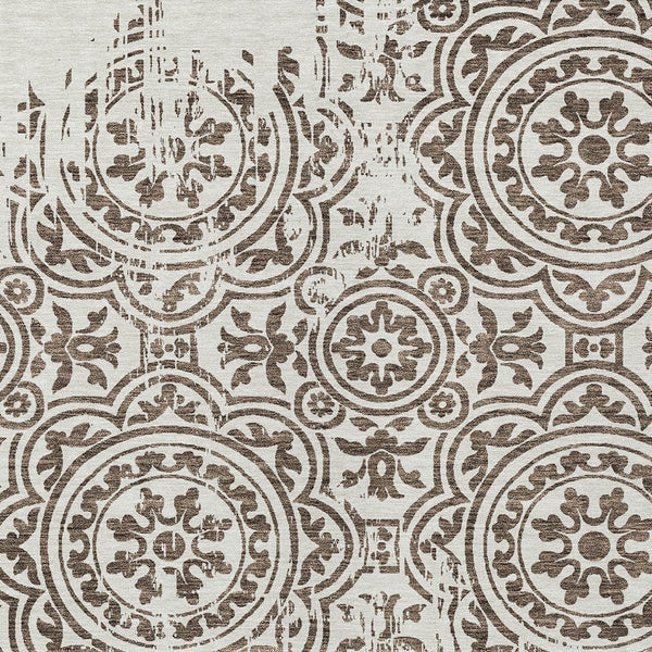 Homeroots 3' Artichoke Green Medallion Rug – Stylish, Washable, Indoor/Outdoor Comfort For Any Space 5' X 8' Polyester 585335