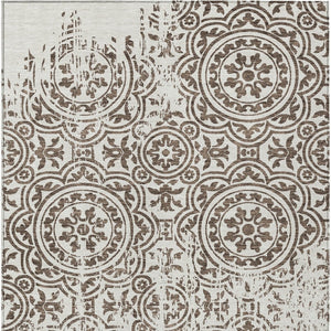 Homeroots 3' Artichoke Green Medallion Rug – Stylish, Washable, Indoor/Outdoor Comfort For Any Space 8' X 10' Polyester 585337