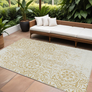 Homeroots 3' Artichoke Green Medallion Rug – Stylish, Washable, Indoor/Outdoor Comfort For Any Space 10' X 14' Polyester 585345